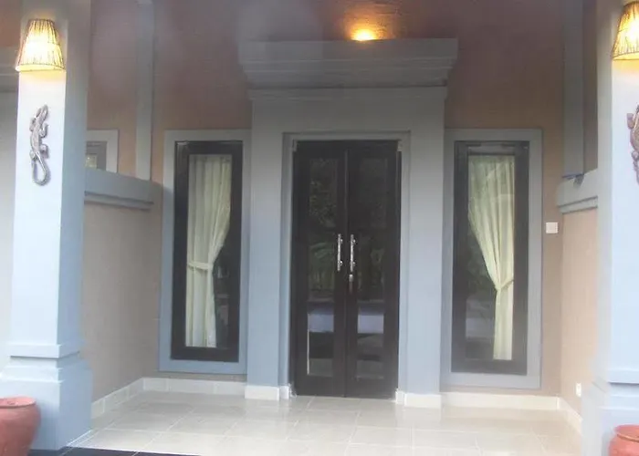 Проживание в семье Bali Gecko *